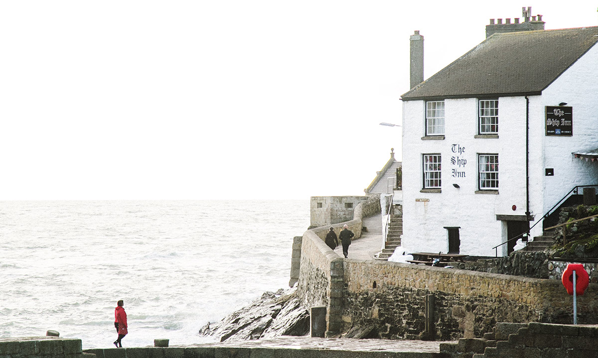 The 17th century pub, The Ship Inn, is the perfect spot for storm watching on a winter’s day. 