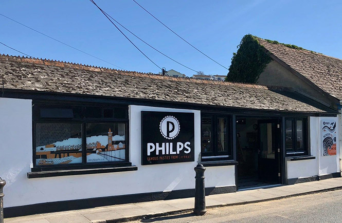 Philp's Famous Pasty shop in Porthleven