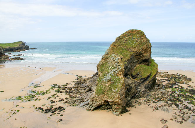 The large outcrop in the middle of Whipsiderry Beach