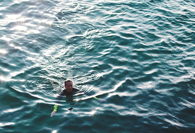 Wild swimming at Goldiggins Quarry, Cornwall - the girl outdoors