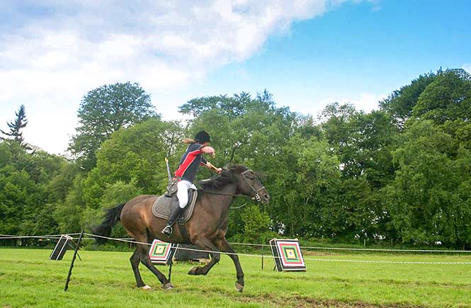 horse-riding-in-cornwall