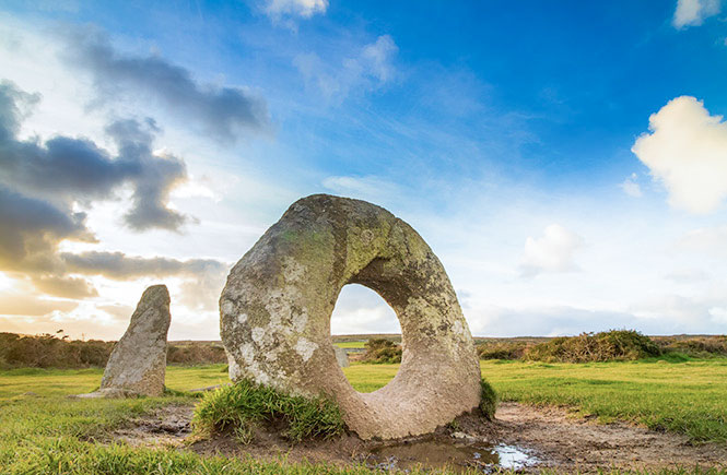 A circle of stone and pillar at Men-an-Tol near Penzance