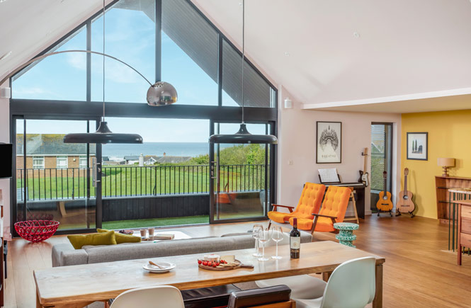 Super stylish holiday home in Widemouth Bay