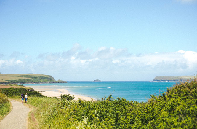 Walking the coast path in Padstow from the harbour to Hawkers Cove Beach
